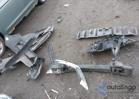 2018 Nissan Rogue Sl z USA, uszkodzony, nr VIN 5N1AT2MV2JC760164